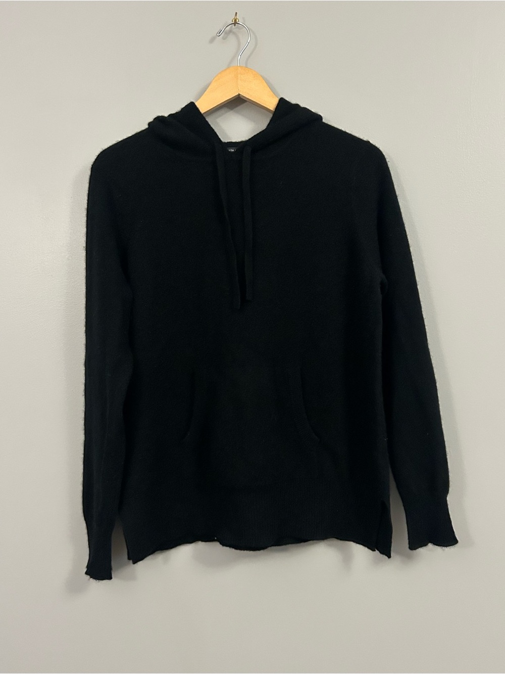 Saks Fifth Avenue Black Cashmere Crewneck Hooded Sweater Medium